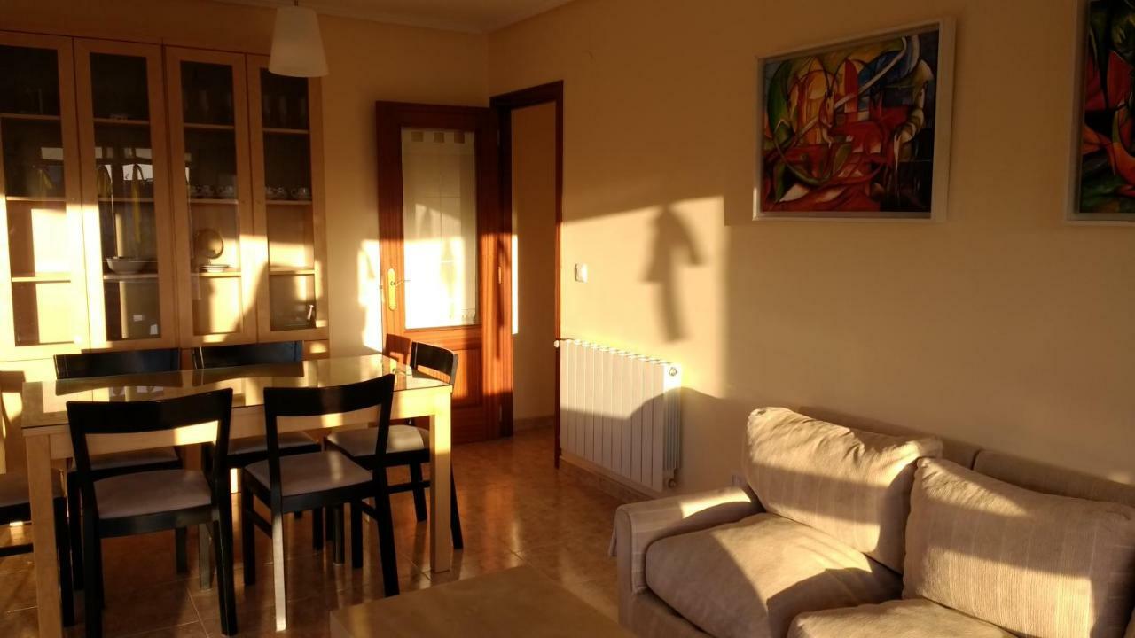 Comodo Apt 40M Playa . Apartment Noja Luaran gambar